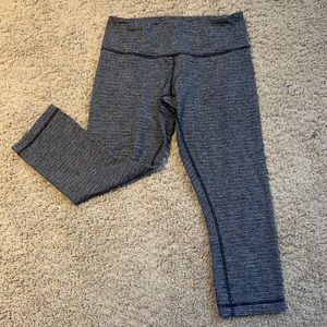 Lululemon Heathered Capri legging